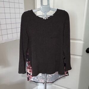 12 Pm By Mon Ami Gray Sweater with Floral details